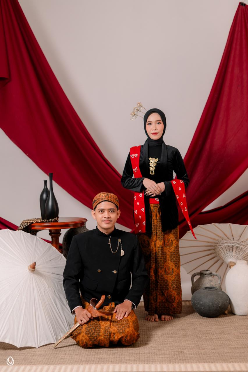 Nia & Achmad (1)